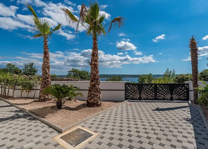 Holiday home Michelle *